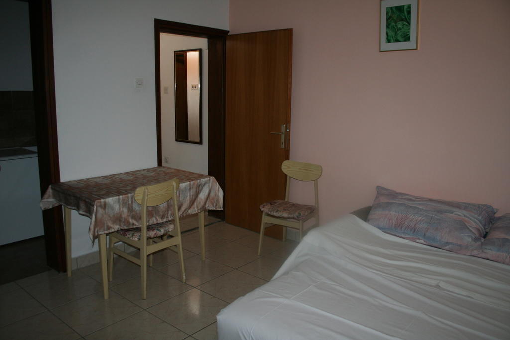 Apartments Santa Barbara Weißenburg Zimmer foto